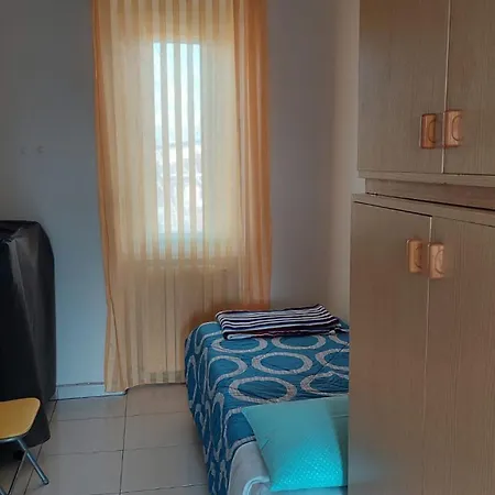 Affitti Brevi Ferrera Bilocale Ilenia 20 Minuti Da Rho Fiera E San Siro Apartment Bareggio